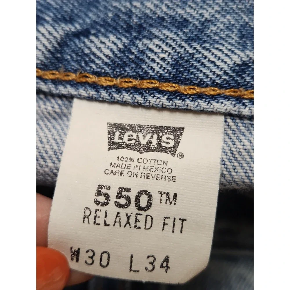 Vintage Levi's 550 30x33 Denim Jeans Cotton Destructed Mexico Paper Tag